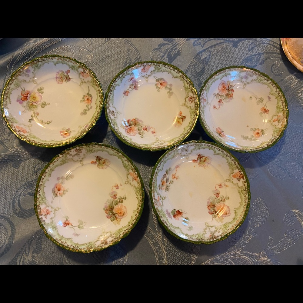 Vintage dishes set